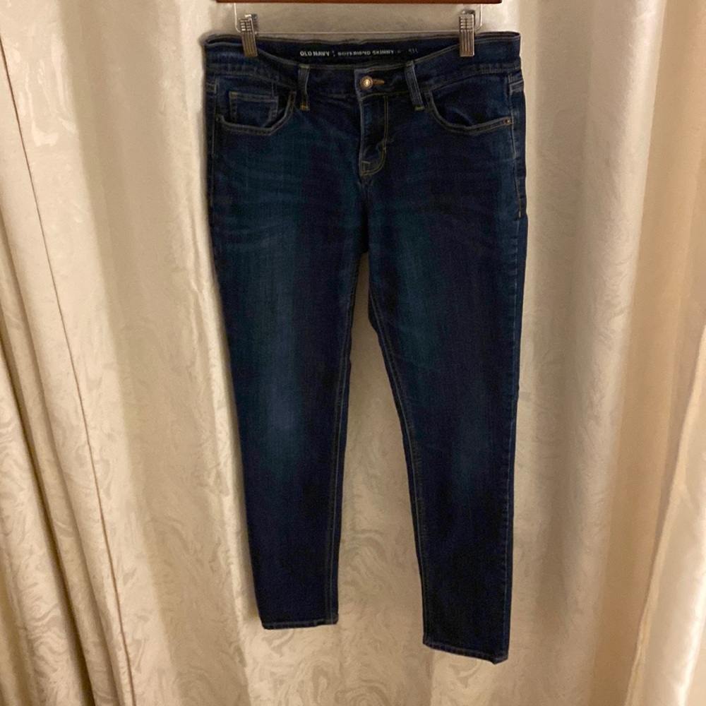 USED Old Navy Boyfriend skinny jeans